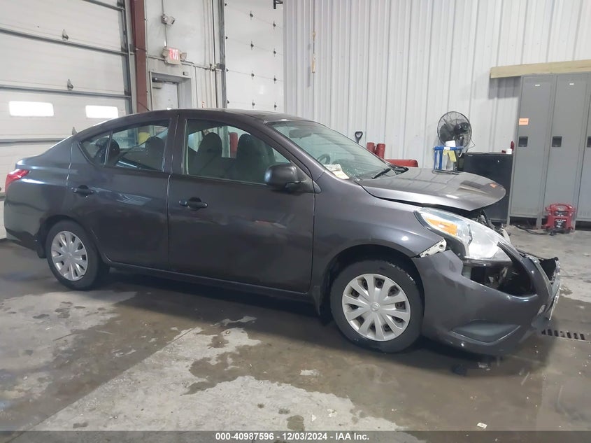 2015 NISSAN VERSA 1.6 S - 3N1CN7APXFL936595