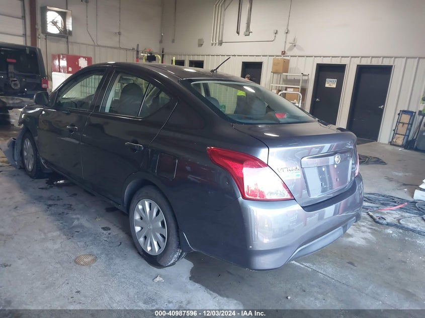2015 NISSAN VERSA 1.6 S - 3N1CN7APXFL936595