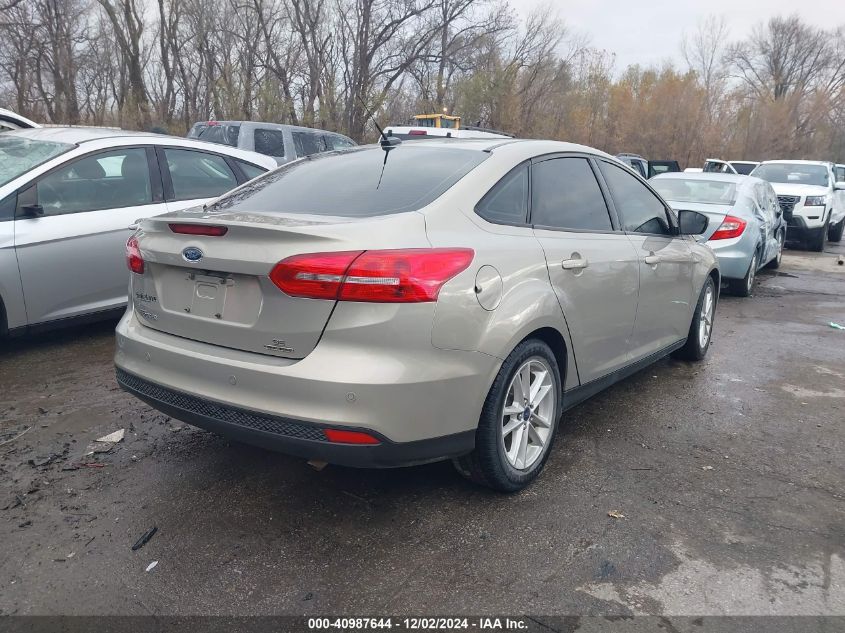 VIN 1FADP3F25GL281850 2016 Ford Focus, SE no.4