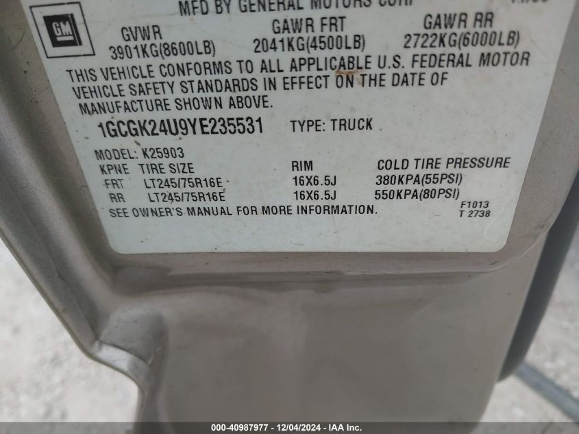 2000 Chevrolet Silverado 2500 Ls VIN: 1GCGK24U9YE235531 Lot: 40987977