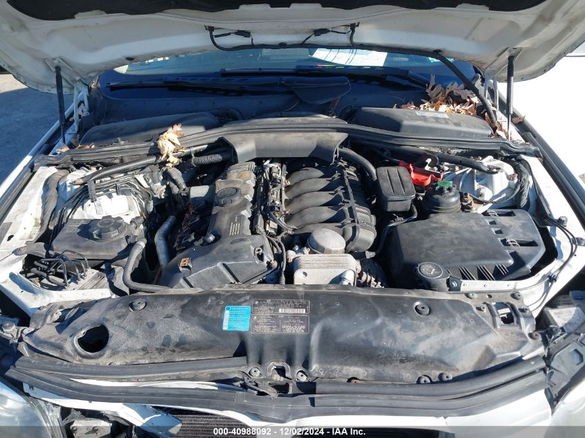 2010 BMW 528Xi Awd VIN: WBANV1C59AT158645 Lot: 40988092