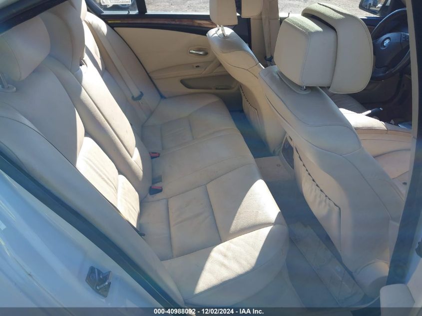 2010 BMW 528Xi Awd VIN: WBANV1C59AT158645 Lot: 40988092