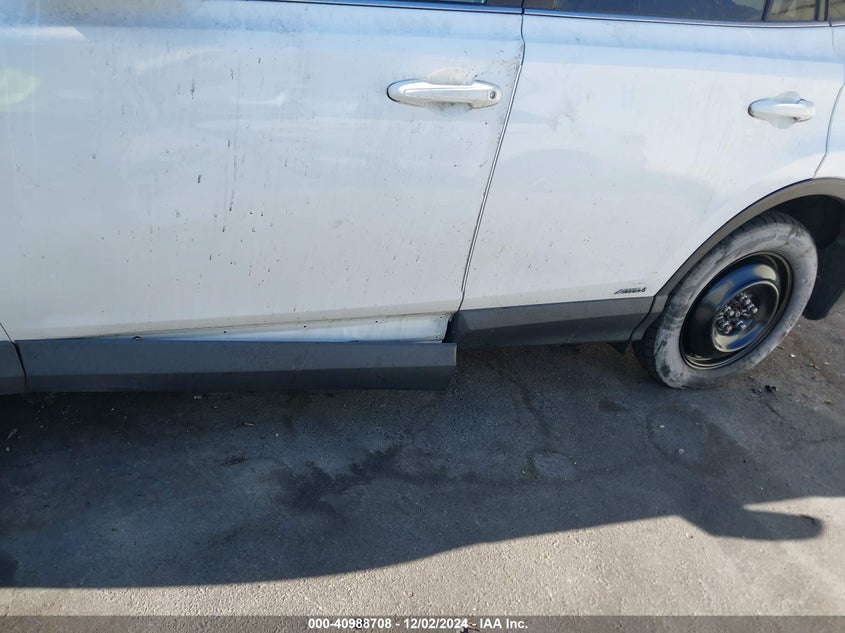 2018 TOYOTA RAV4 HYBRID XLE - JTMRJREV7JD203040