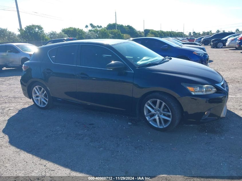 VIN JTHKD5BHXF2227544 2015 Lexus CT, 200H no.1