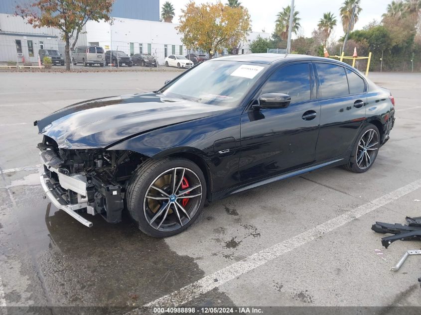 VIN 3MW39FF0XP8C96638 2023 BMW 3 Series, 330E no.2