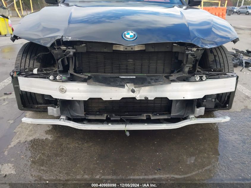 VIN 3MW39FF0XP8C96638 2023 BMW 3 Series, 330E no.6