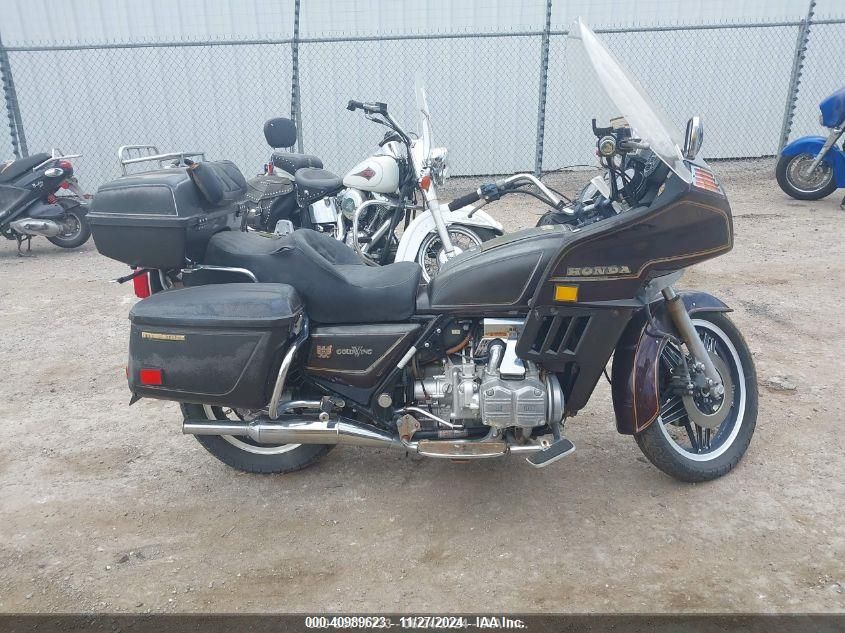 1981 Honda Gl1100 I VIN: 1HFSC0210BA101984 Lot: 40989623
