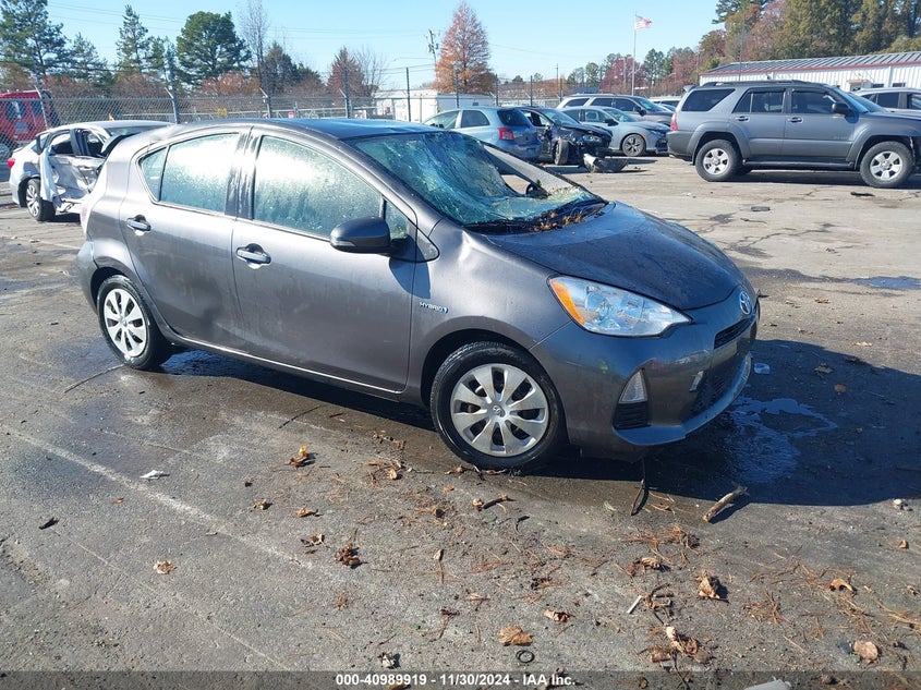 2012 TOYOTA PRIUS C VIN: JTDKDTB31C1003302