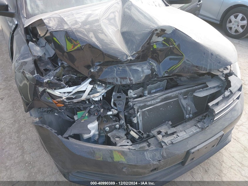 2017 VOLKSWAGEN JETTA VIN: 3VW2B7AJ2HM375428