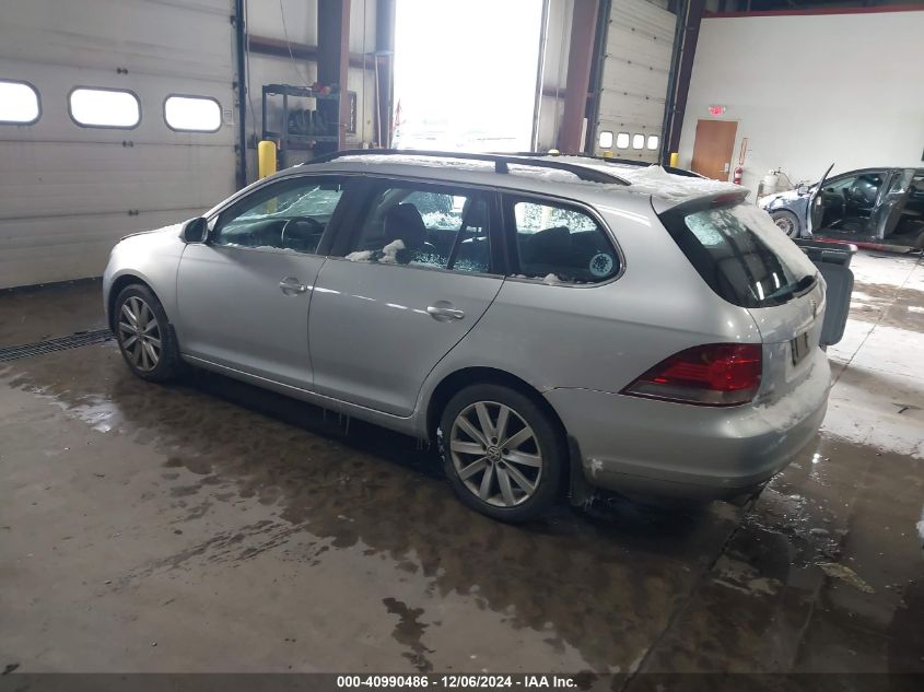 2014 VOLKSWAGEN JETTA SPORTWAGEN 2.5L SE - 3VWPP7AJ5EM608429