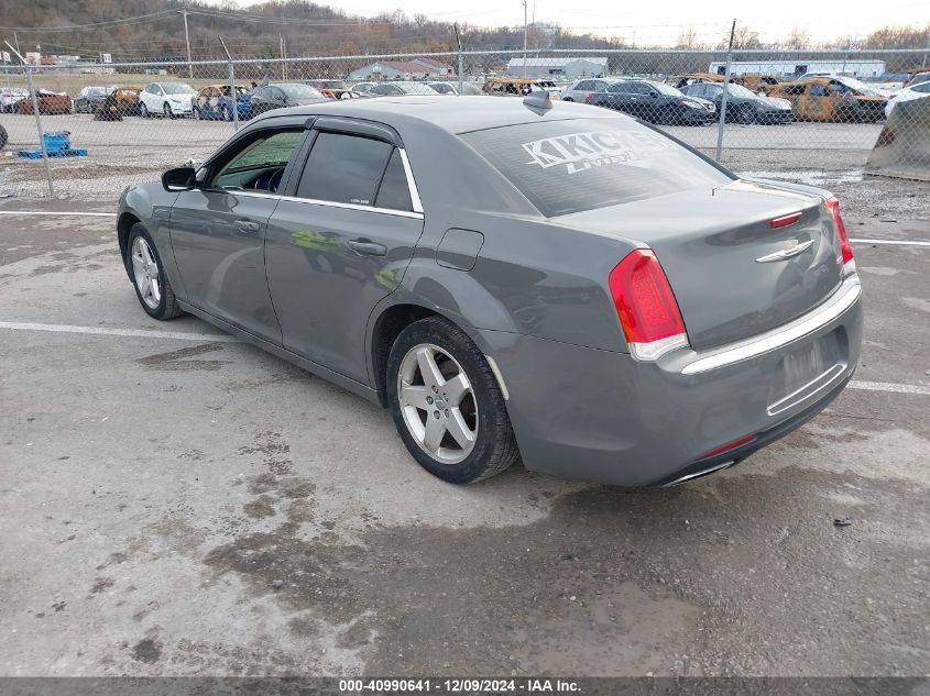 VIN 2C3CCAAG9JH117860 2018 Chrysler 300, Touring L no.3