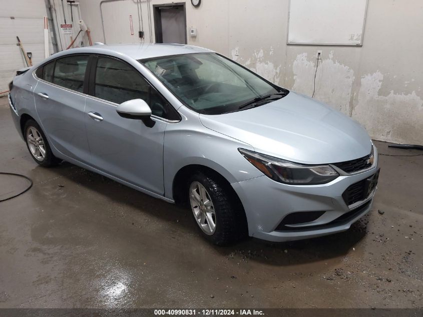 2017 Chevrolet Cruze, Lt Auto