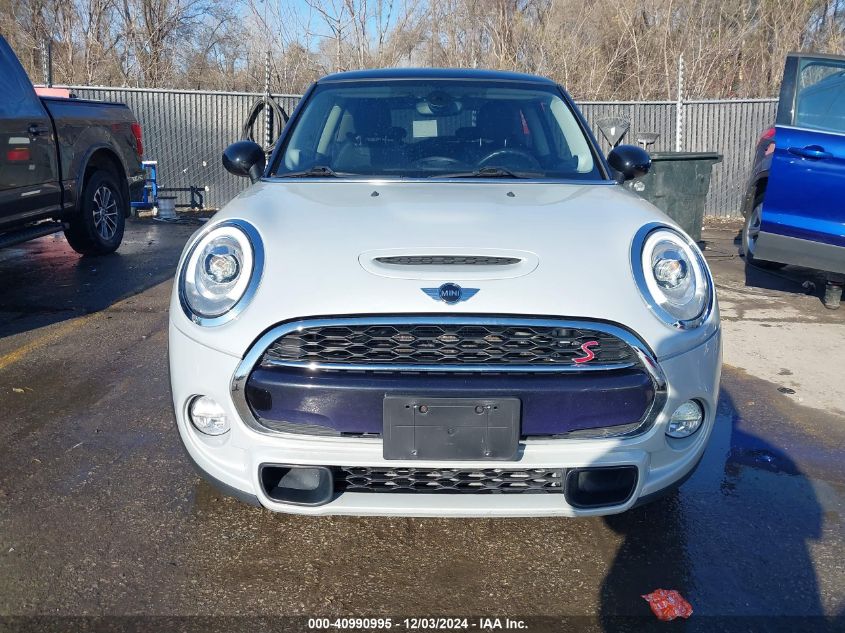 2017 Mini Hardtop Cooper S VIN: WMWXP7C34H3B94681 Lot: 40990995