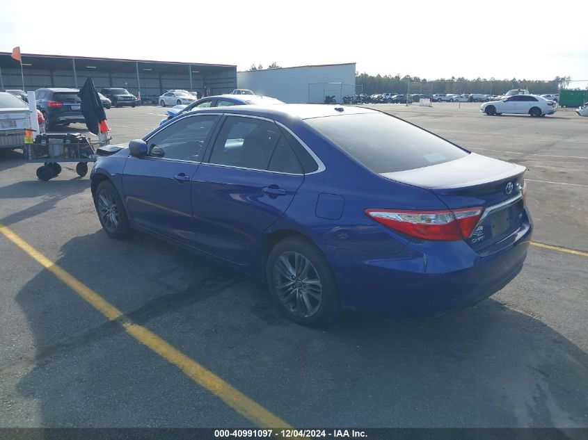 VIN 4T1BF1FK6GU586837 2016 Toyota Camry, SE no.3