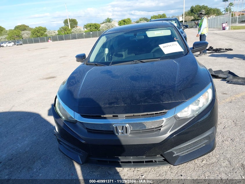 VIN 19XFC2F79JE020192 2018 HONDA CIVIC EX