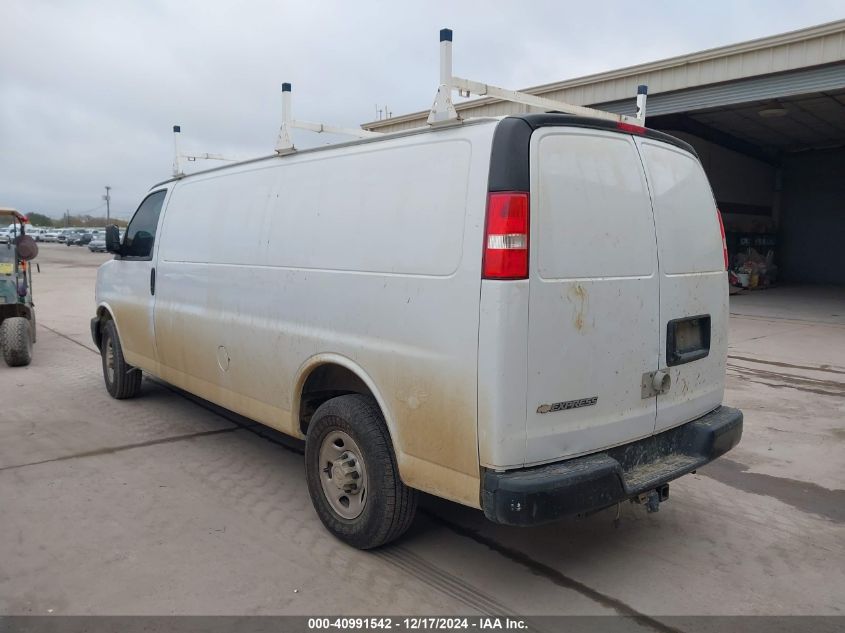 VIN 1GCWGBFP2J1237526 2018 CHEVROLET EXPRESS 2500 no.3