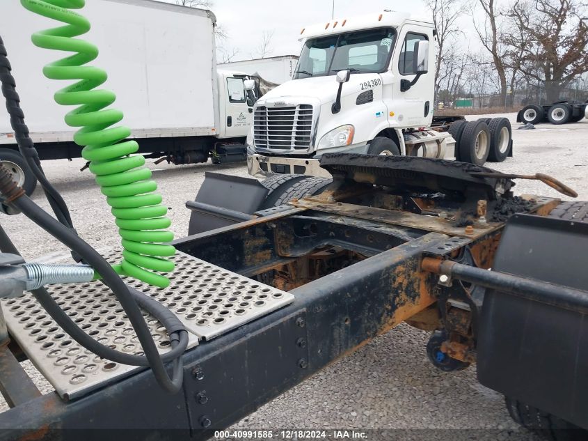 2001 International 4000 4700 VIN: 1HSSCAAN11H394876 Lot: 40991585