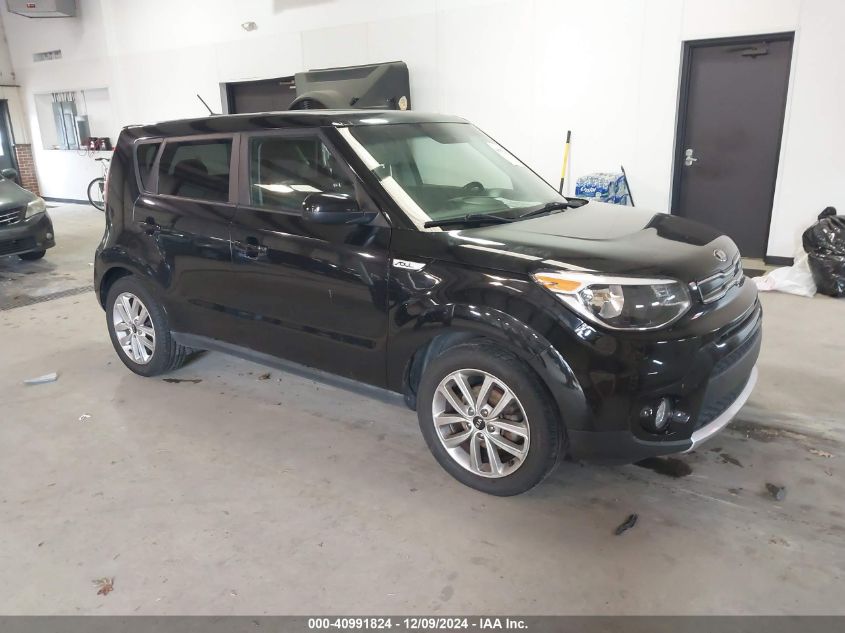 VIN KNDJP3A56J7512768 2018 KIA Soul, + no.1