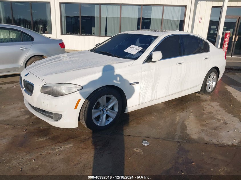 Vin: wbafr1c57bc260424, lot: 41481899, bmw 528i 20112