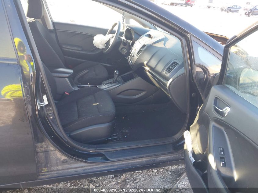 VIN KNAFK4A63G5476008 2016 KIA Forte, LX no.5