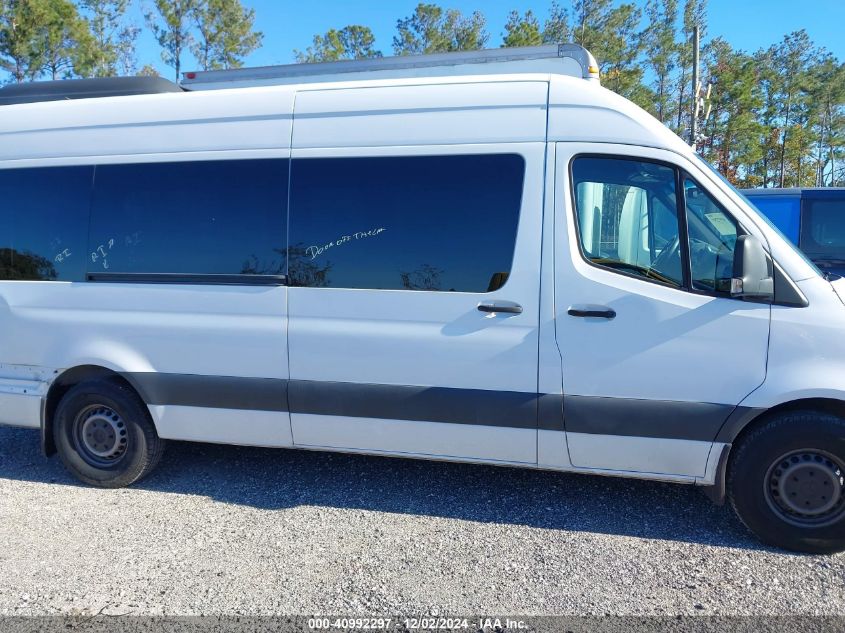 VIN WDZPF1CD3KT000934 2019 Mercedes-Benz Sprinter 2... no.13