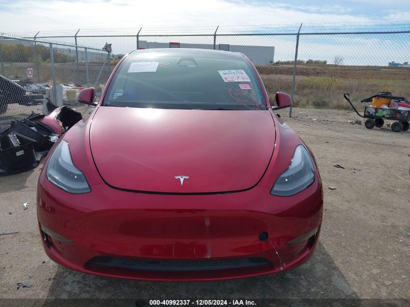 2024 Tesla Model Y Long Range Dual Motor All-Wheel Drive VIN: 7SAYGAEE5RF111329 Lot: 40992337