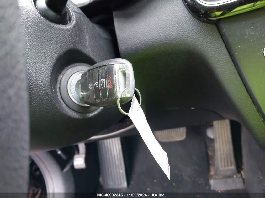 2017 Kia Optima Lx VIN: 5XXGT4L37HG122271 Lot: 40992345