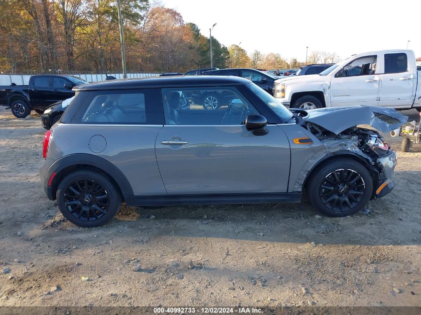 2017 Mini Hardtop Cooper VIN: WMWXP5C56H3B15730 Lot: 40992733