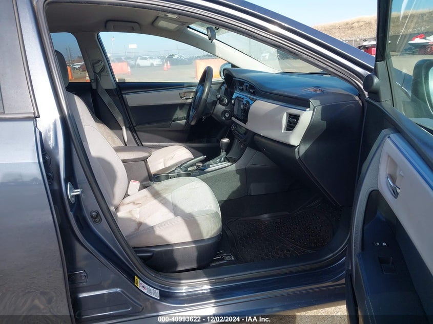 2015 TOYOTA COROLLA LE - 5YFBURHE7FP247984