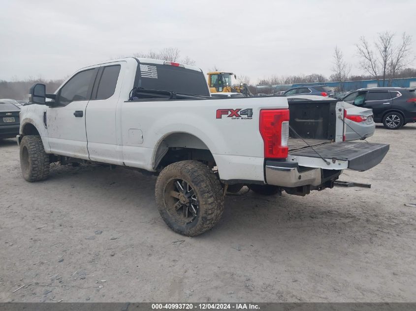 VIN 1FT7X2B60HEC34418 2017 FORD F-250 no.3