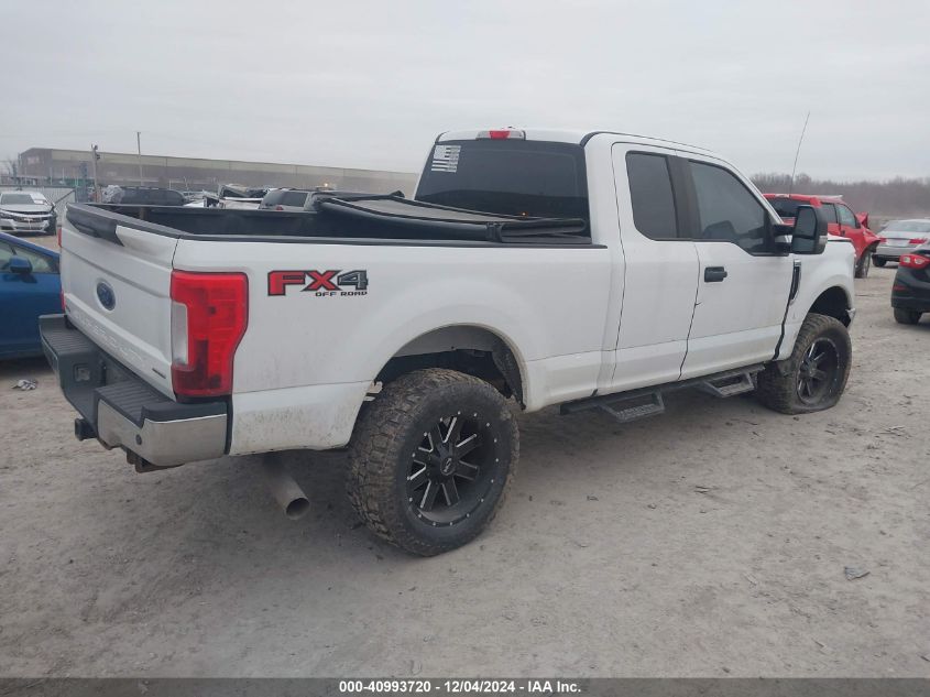 VIN 1FT7X2B60HEC34418 2017 FORD F-250 no.4