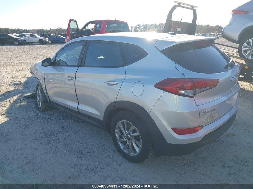 2017 HYUNDAI TUCSON SE - KM8J23A48HU436709