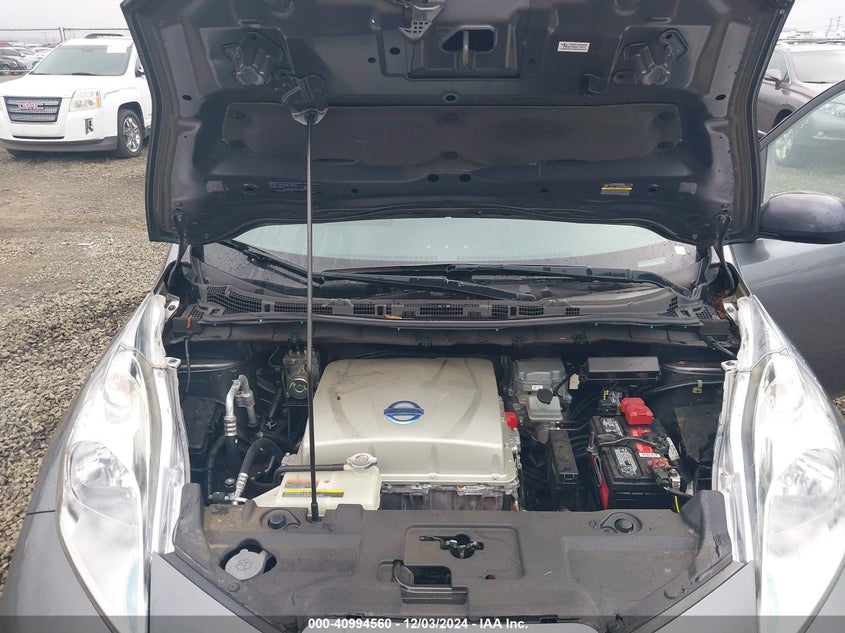 2015 NISSAN LEAF S - 1N4AZ0CP6FC305227