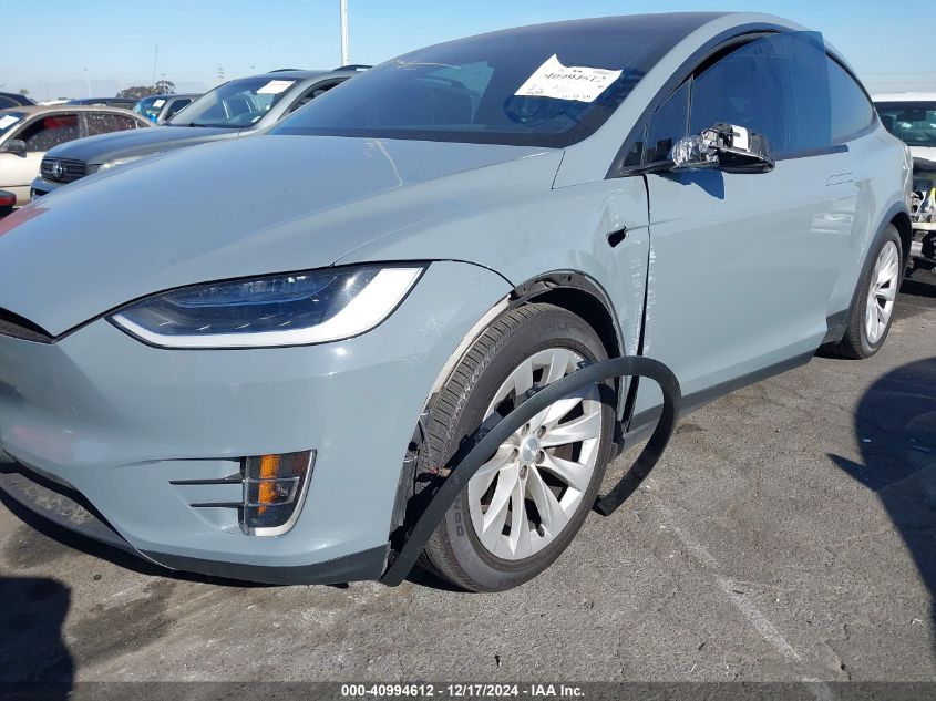 2016 Tesla Model X 60D/70D/75D/90D/P100D VIN: 5YJXCBE21GF020670 Lot: 40994612