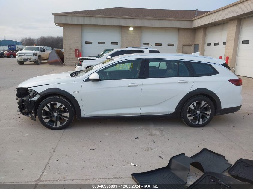 2018 Buick Regal Tourx Essence VIN: W04GV8SXXJ1159896 Lot: 40995091