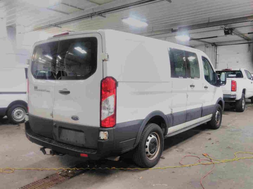 2020 Ford Transit-250 Cargo Van VIN: 1FTBR1Y82LKA02579 Lot: 40995958