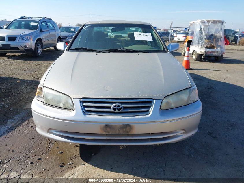 2000 Toyota Camry Le VIN: JT2BG22K0Y0395221 Lot: 40996366