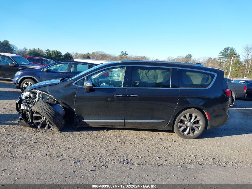 VIN 2C4RC1GG6JR109206 2018 Chrysler Pacifica, Limited no.15