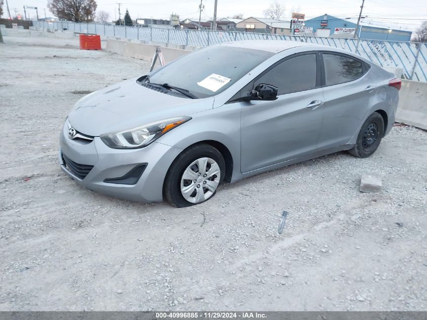 VIN 5NPDH4AE3GH703732 2016 Hyundai Elantra, SE no.2