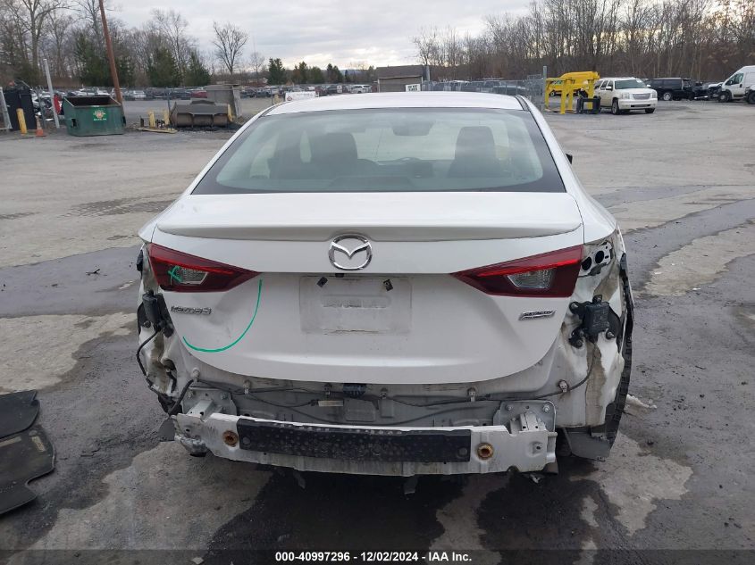 2018 Mazda Mazda3 Touring VIN: 3MZBN1V39JM240694 Lot: 40997296