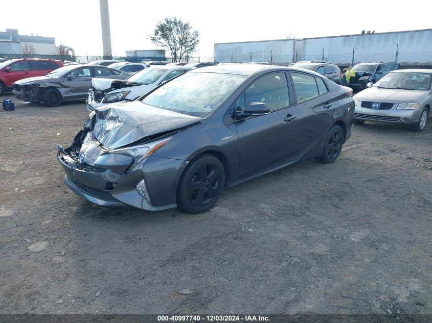 VIN JTDKARFU3G3512591 2016 TOYOTA PRIUS no.2