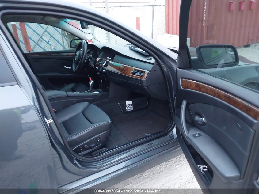 2008 BMW 535I VIN: WBANW13588CZ83566