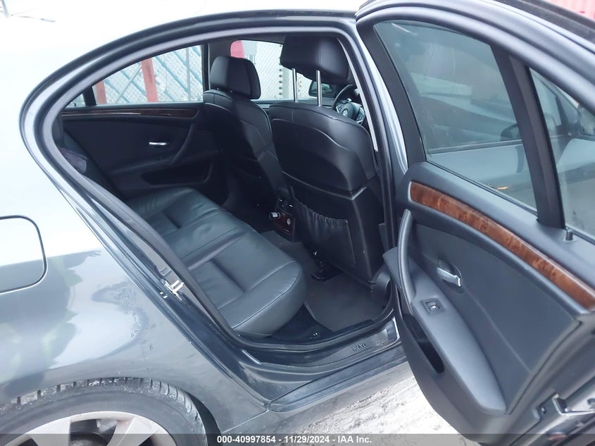 2008 BMW 535I VIN: WBANW13588CZ83566