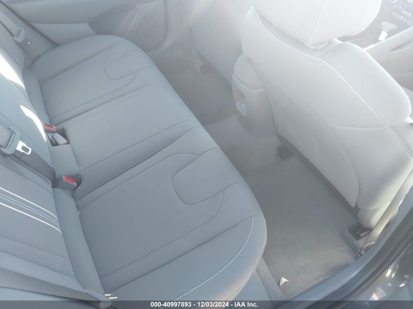2024 HYUNDAI ELANTRA VIN: KMHLM4DG8RU799348