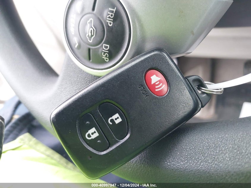 2010 TOYOTA PRIUS VIN: JTDKN3DUXA1003590