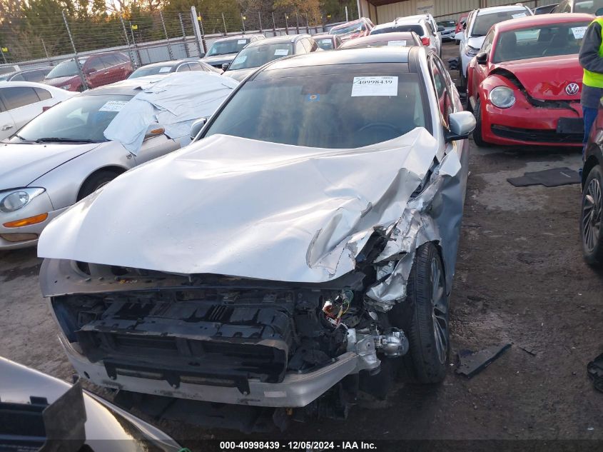 2015 HYUNDAI GENESIS VIN: KMHGN4JE8FU035304