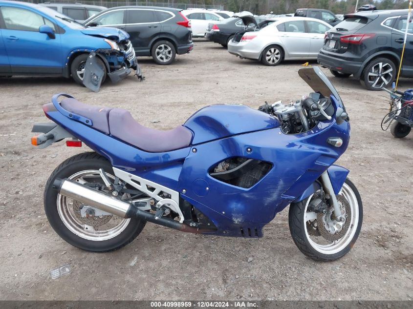 1996 Suzuki Gsx600 F VIN: JS1GN72A3T2103740 Lot: 40998959