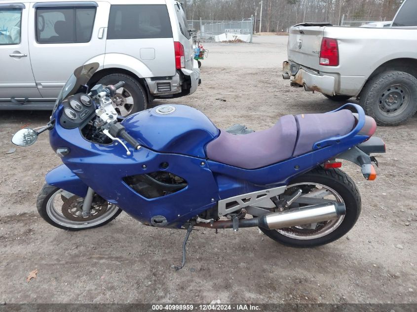 1996 Suzuki Gsx600 F VIN: JS1GN72A3T2103740 Lot: 40998959