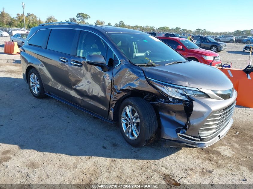 2023 Toyota Sienna, Limited