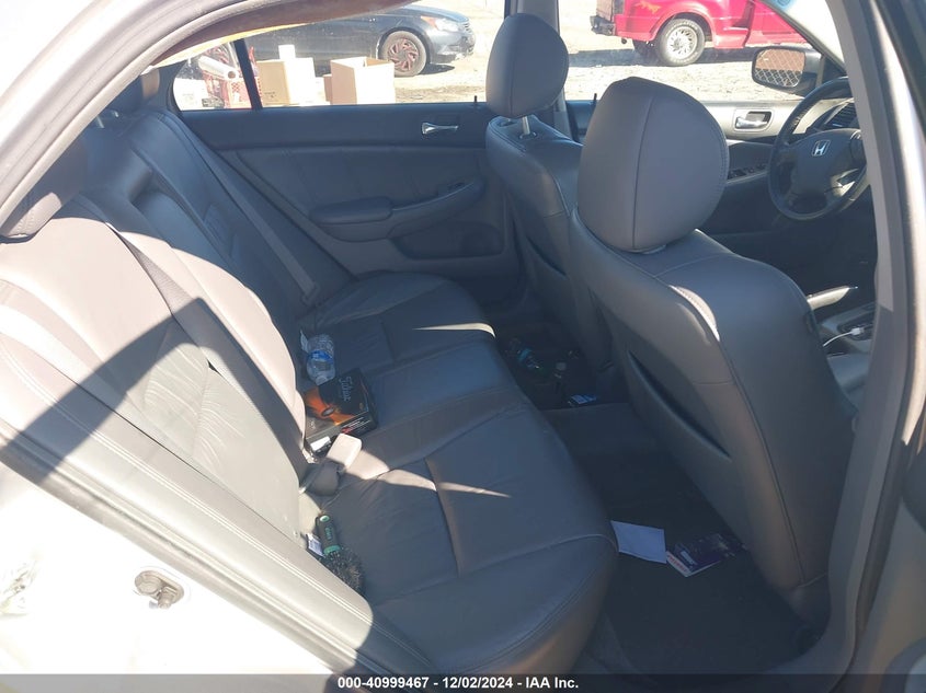 2007 HONDA ACCORD VIN: 1HGCM56727A051119